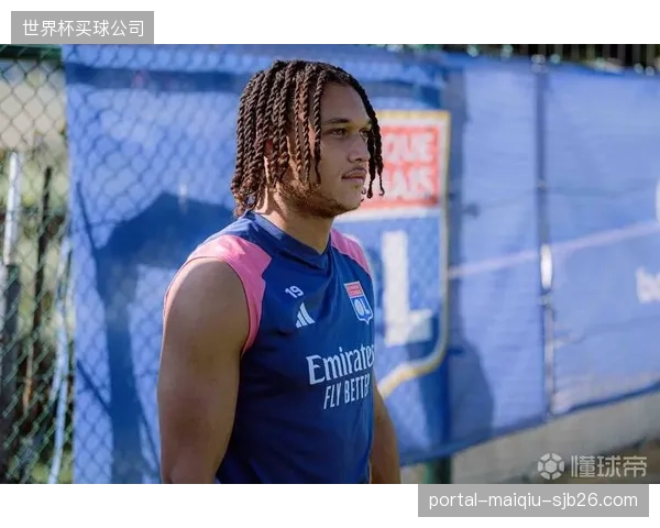 前锋莫雷拉不仅能进球,还以7次助攻成为里昂队内的助攻王。 前锋莫雷拉不仅能进球,还以7次助攻成为里昂队内的助攻王。